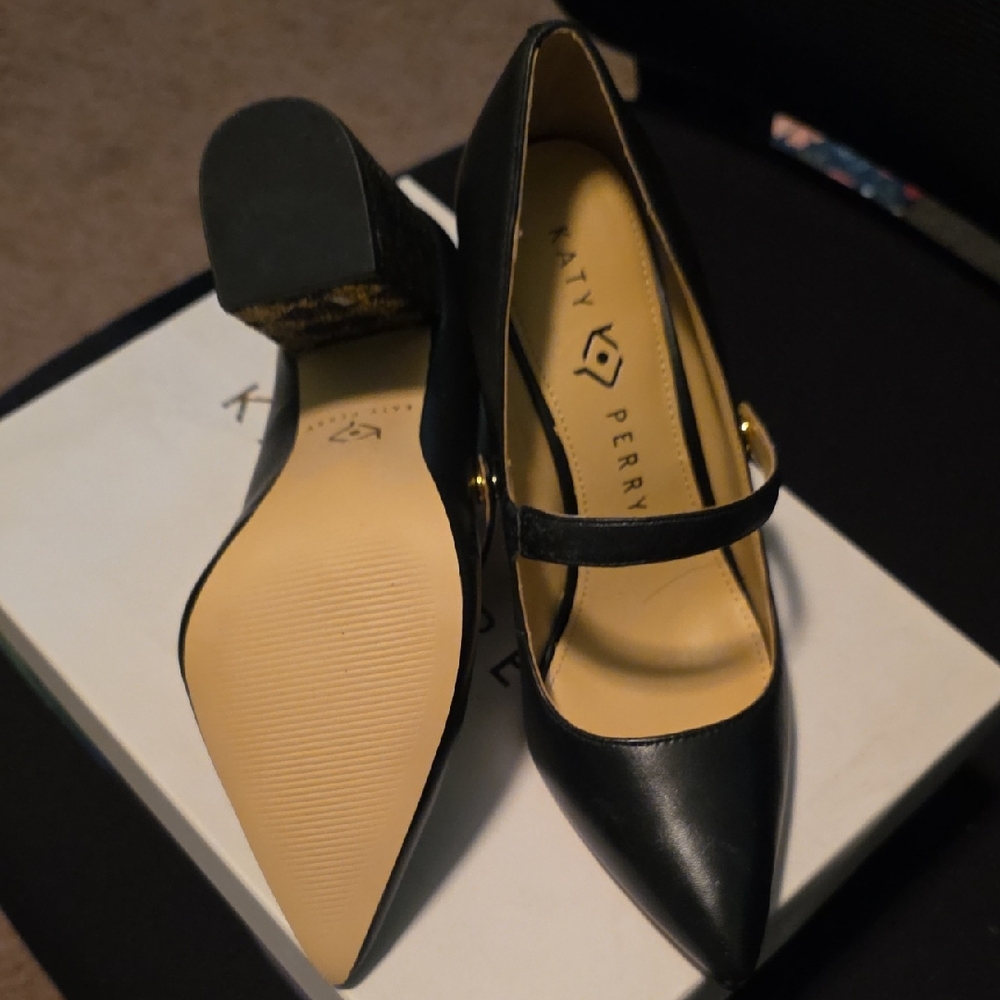 Katy Perry Collections Black and Gold Heels - Picture 3 of 3